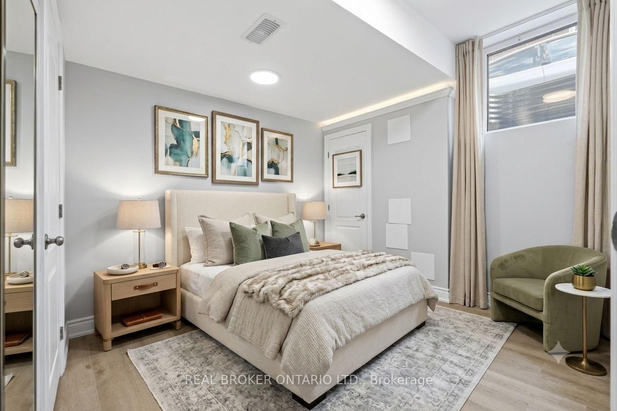 2535 Padstow Crescent • Mississauga, ON photo 11