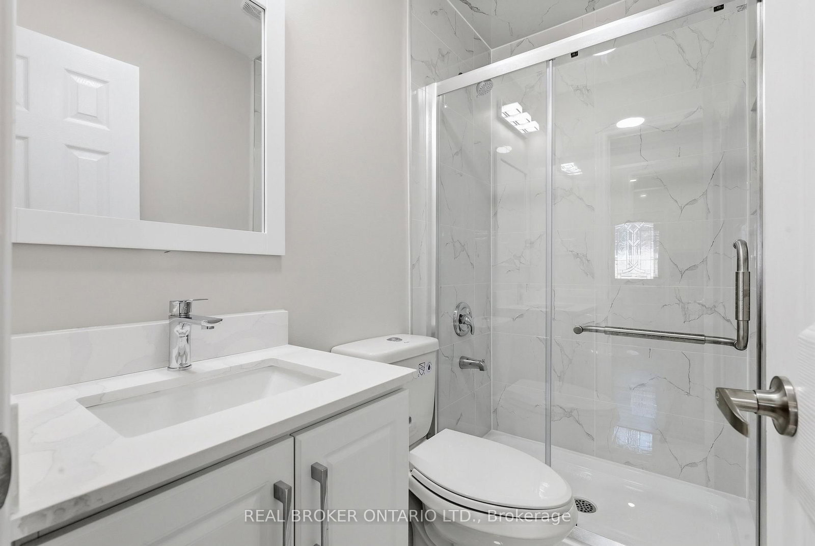 2535 Padstow Crescent • Mississauga, ON photo 19