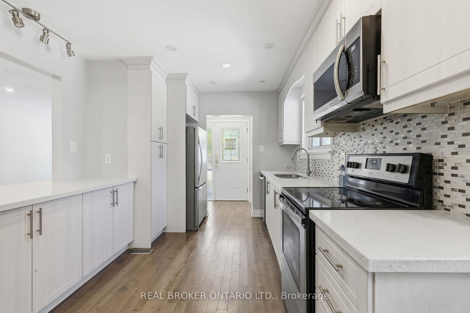 2535 Padstow Crescent • Mississauga, ON photo 20