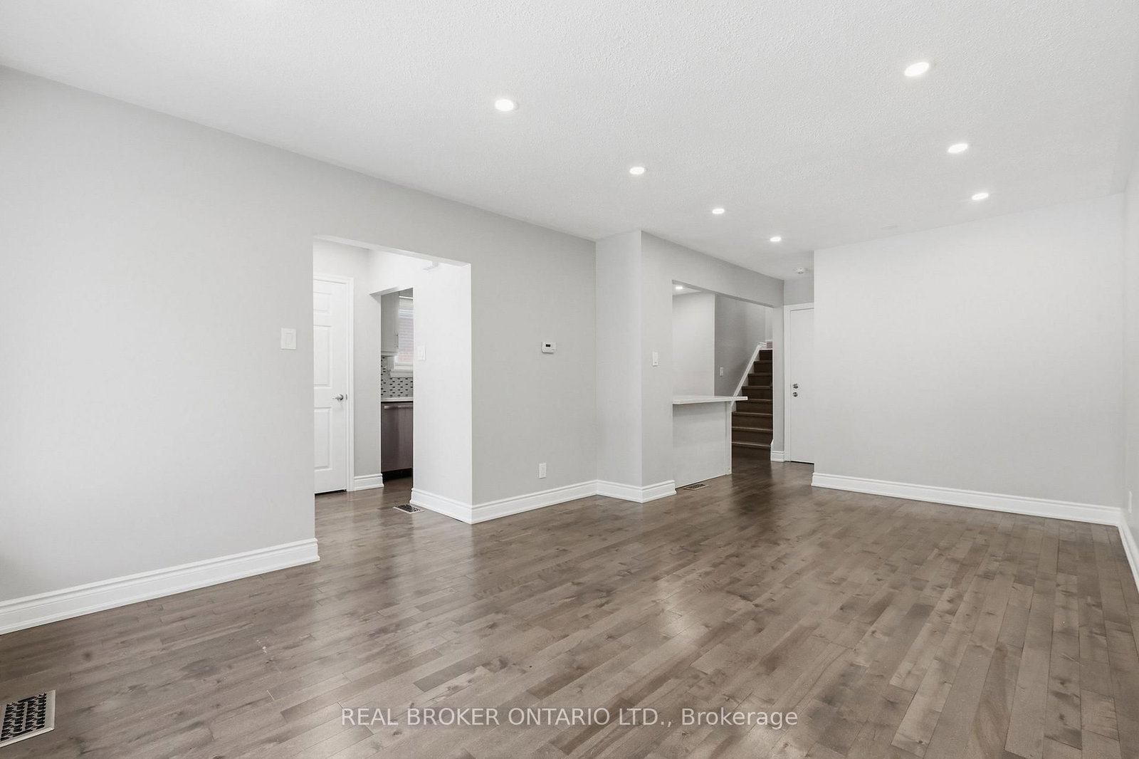 2535 Padstow Crescent • Mississauga, ON photo 22