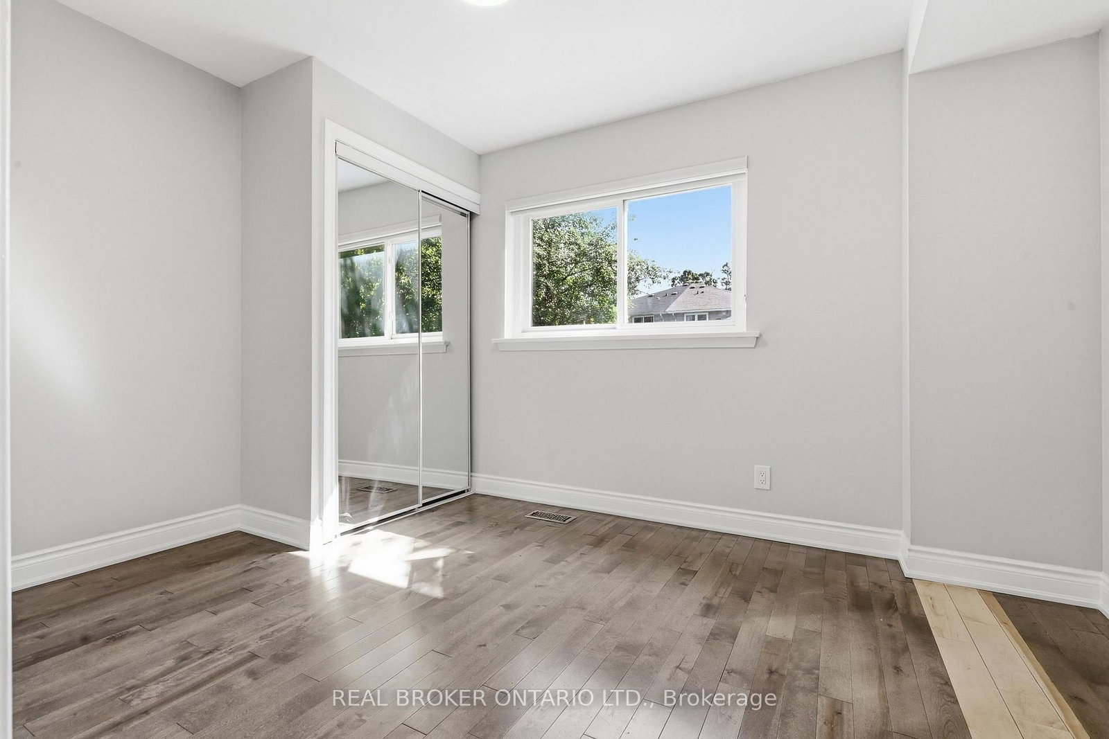 2535 Padstow Crescent • Mississauga, ON photo 24