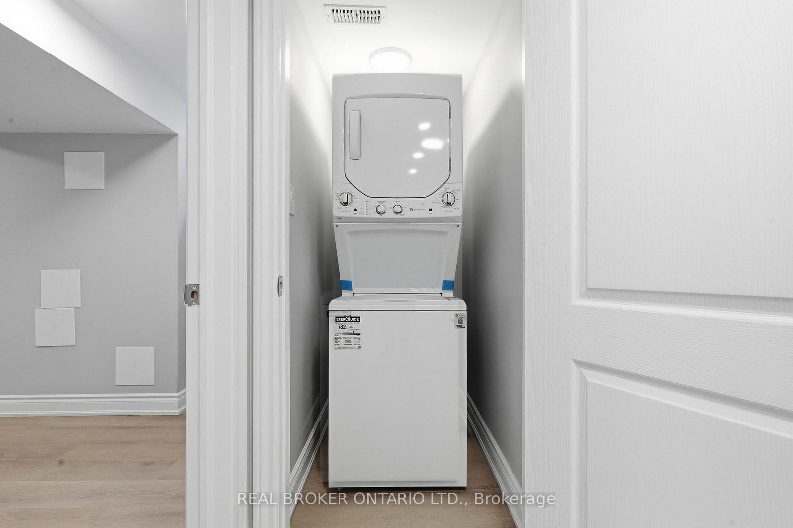 2535 Padstow Crescent • Mississauga, ON photo 26