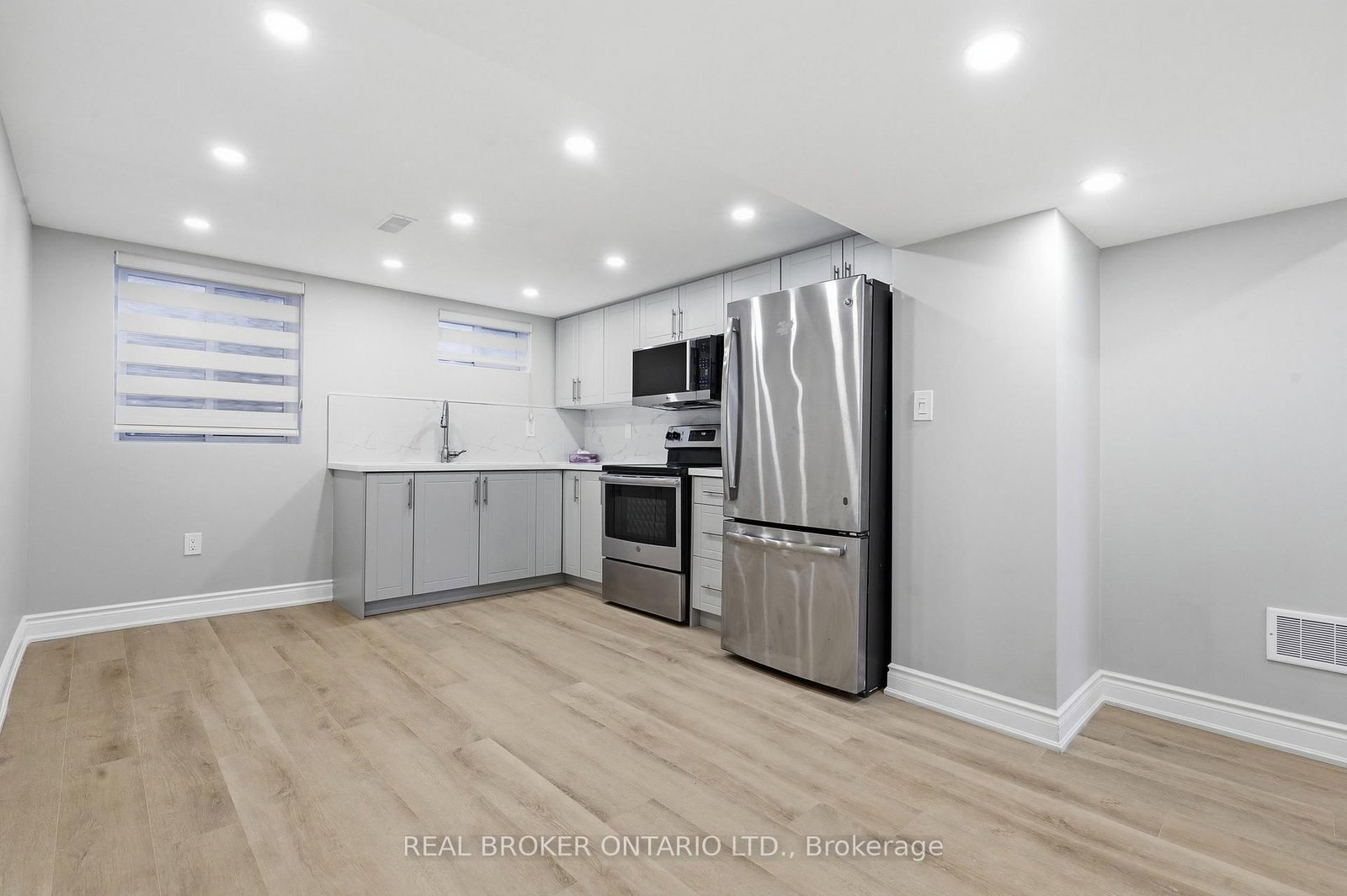 2535 Padstow Crescent • Mississauga, ON photo 29