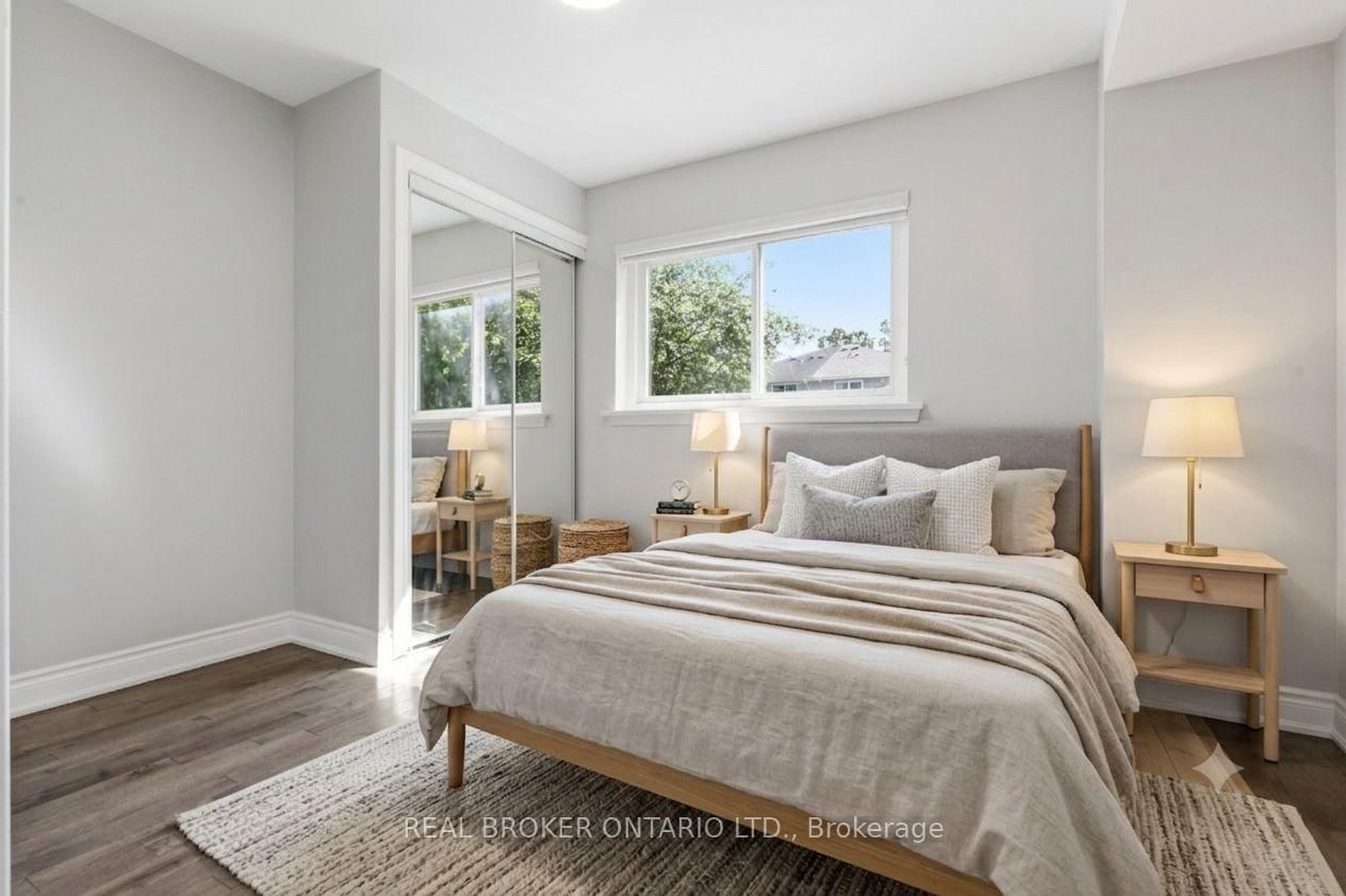 2535 Padstow Crescent • Mississauga, ON photo 6