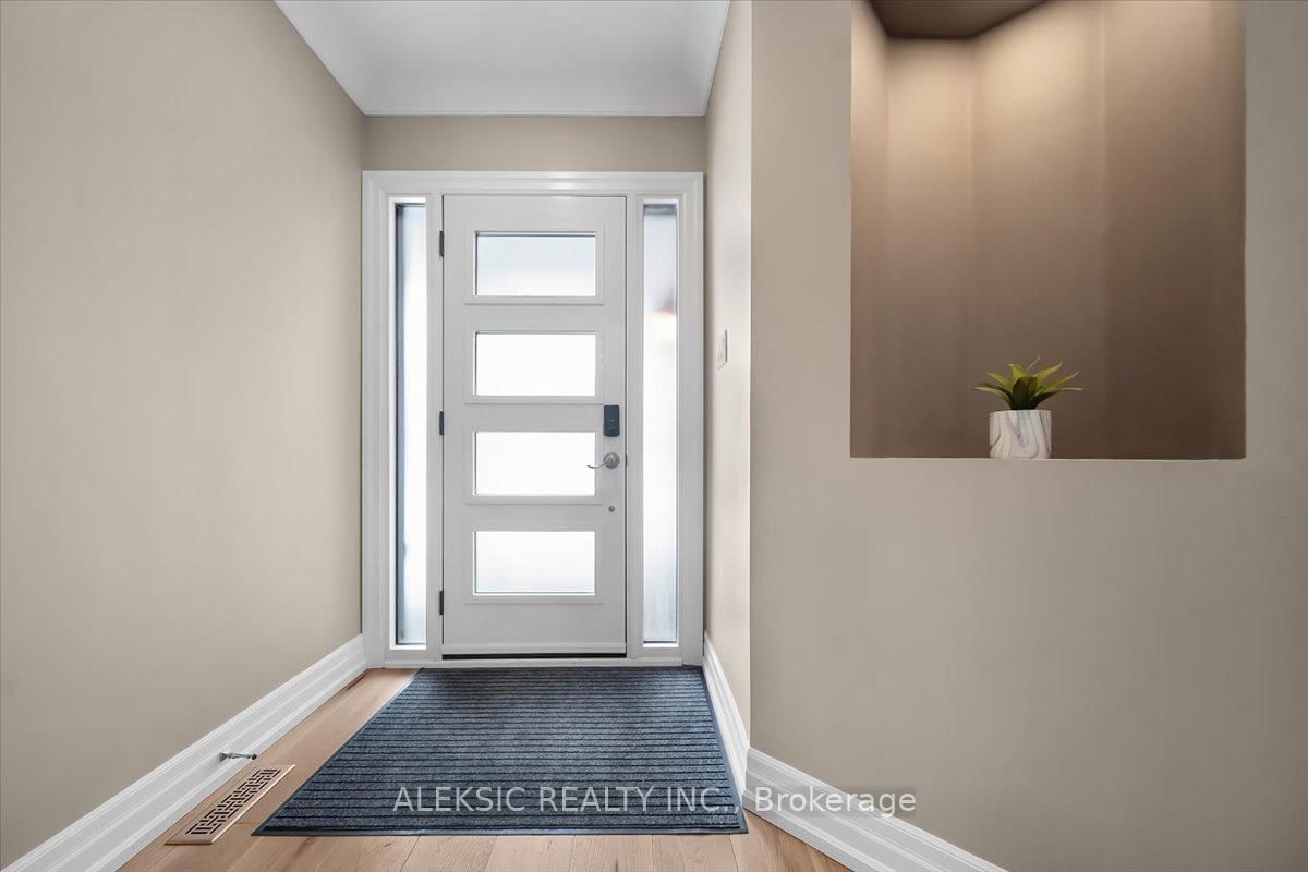 33 Hillpath Crescent • Brampton, ON photo 11