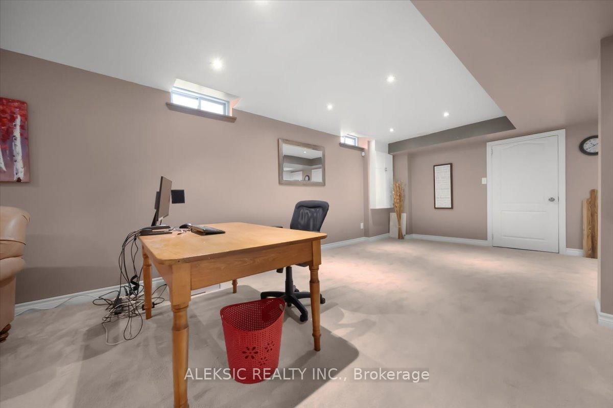 33 Hillpath Crescent • Brampton, ON photo 39