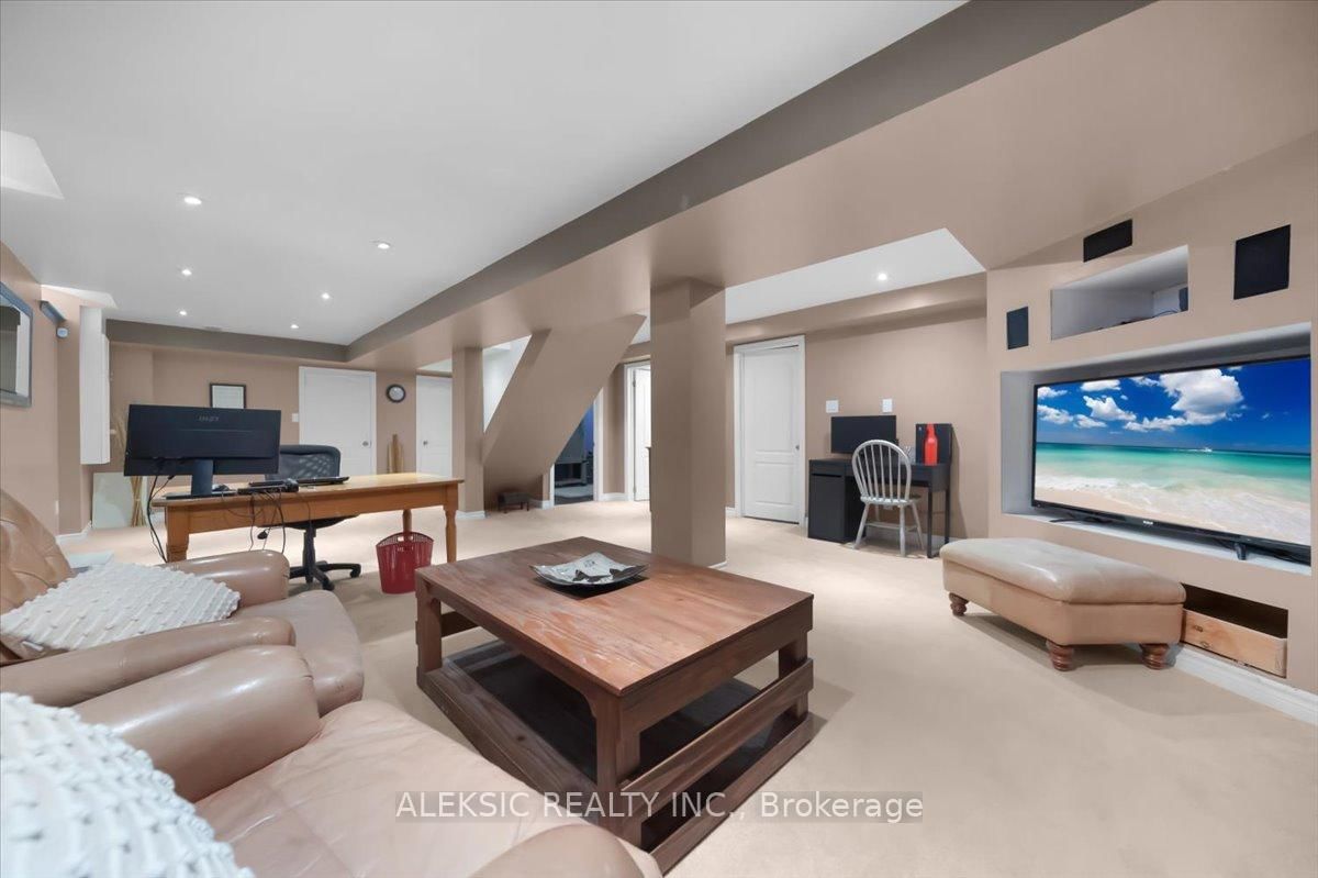 33 Hillpath Crescent • Brampton, ON photo 42