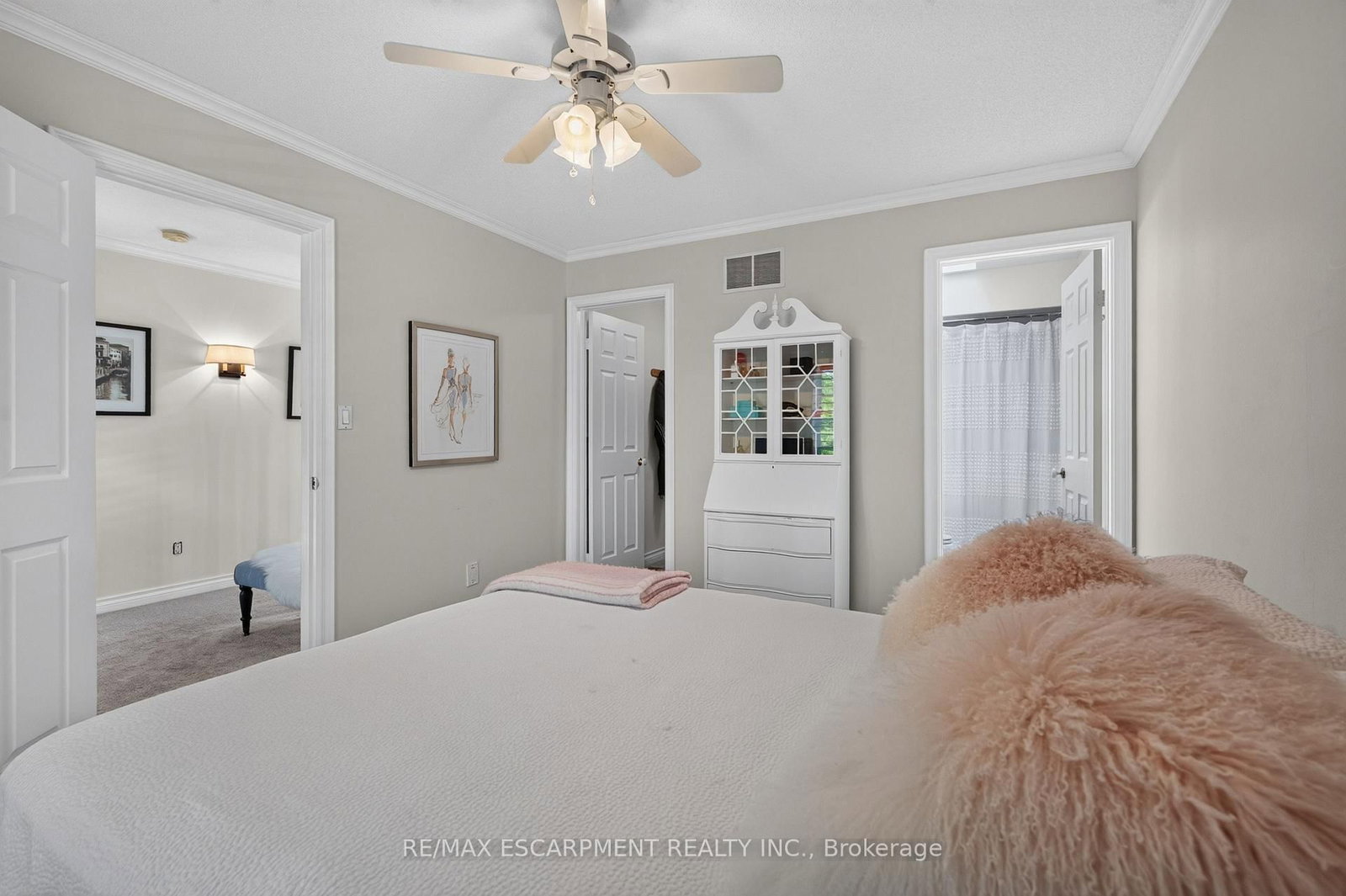 112 Fairwood Place W • Burlington, ON photo 36