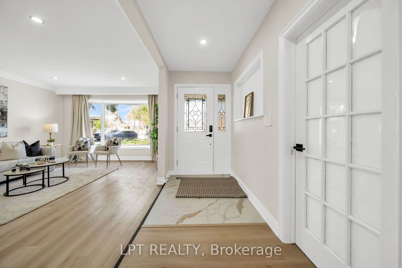41 Keegan Crescent • Toronto, ON photo 6
