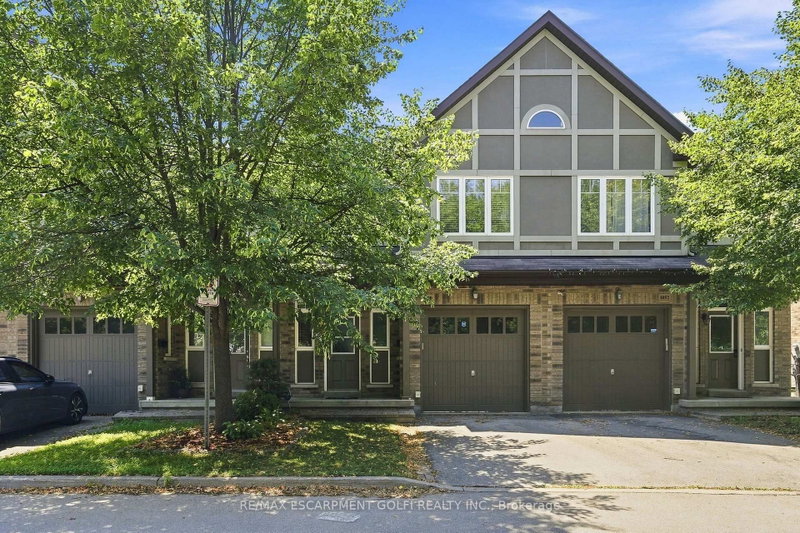 1050 Ryckman Common