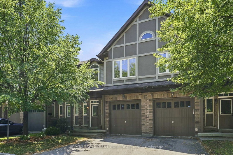 1050 Ryckman Common