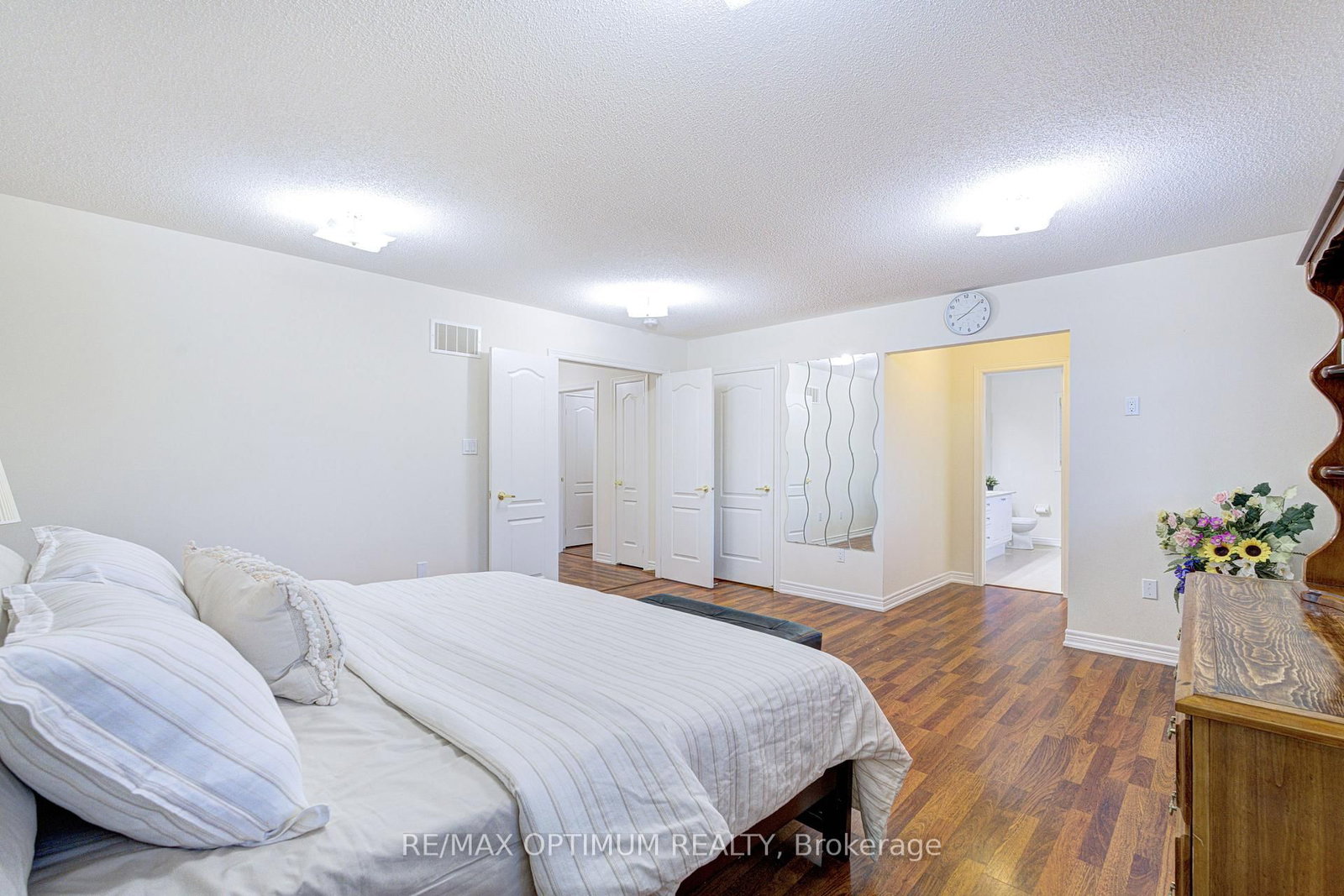 54 Midcrest Circle • Brampton, ON photo 26