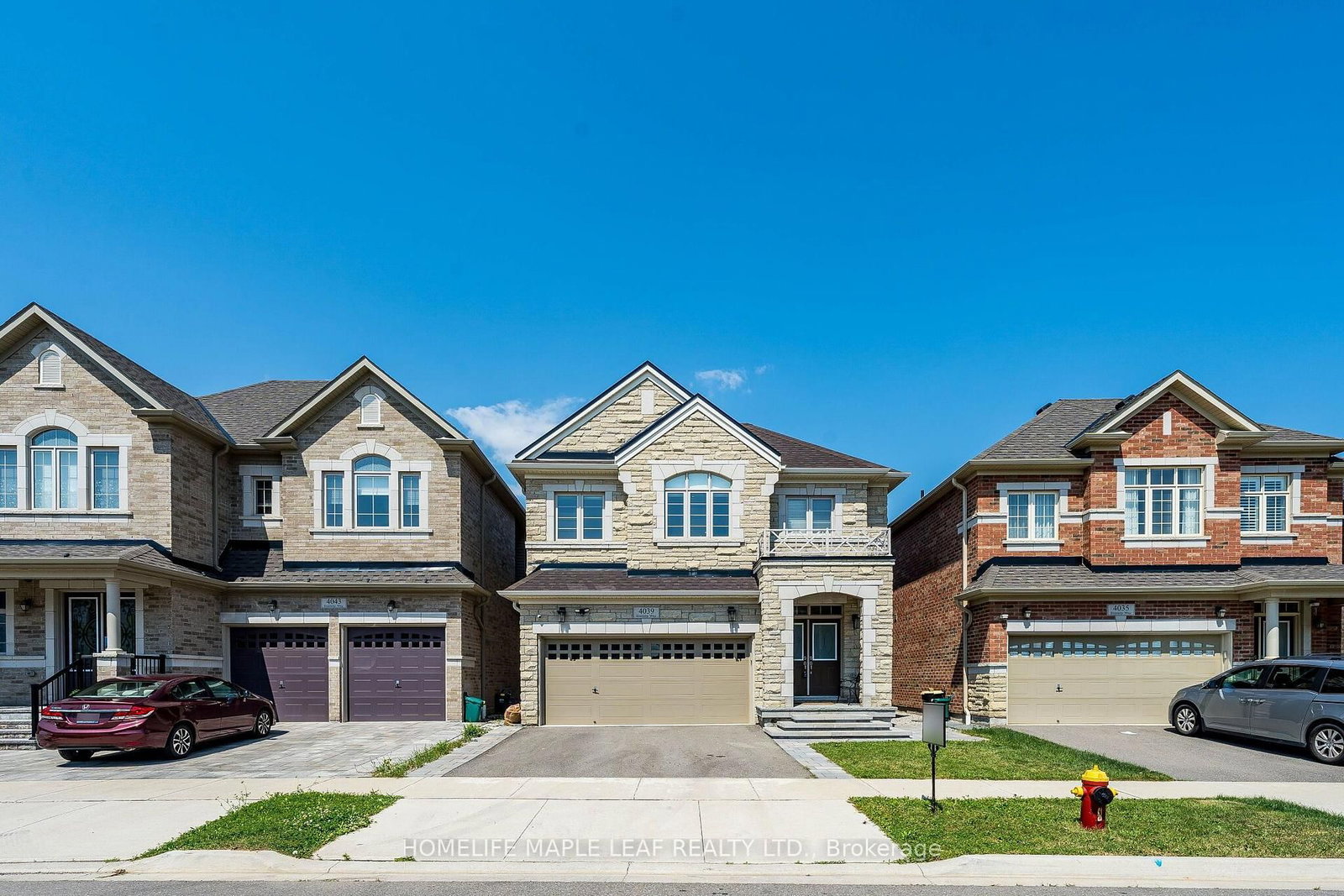 4039 Eternity Way • Oakville, ON photo 2