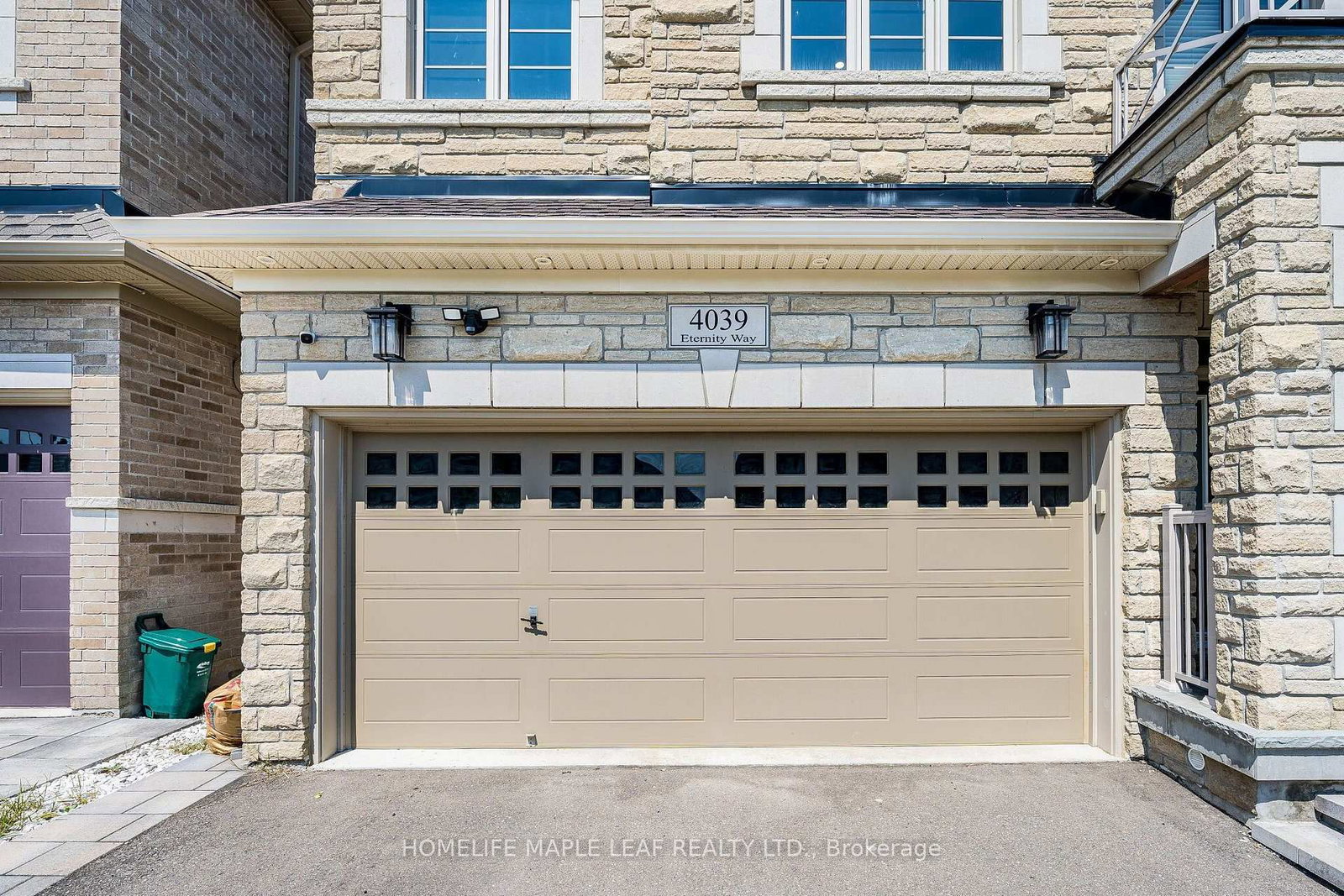 4039 Eternity Way • Oakville, ON photo 3