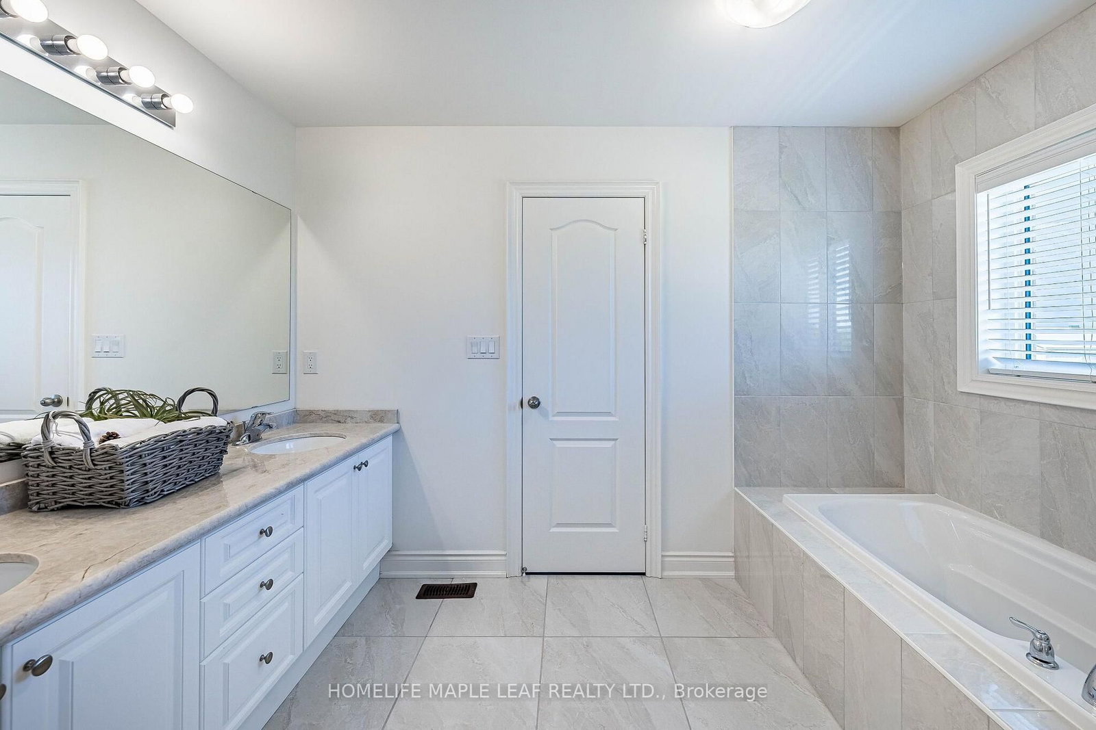 4039 Eternity Way • Oakville, ON photo 41
