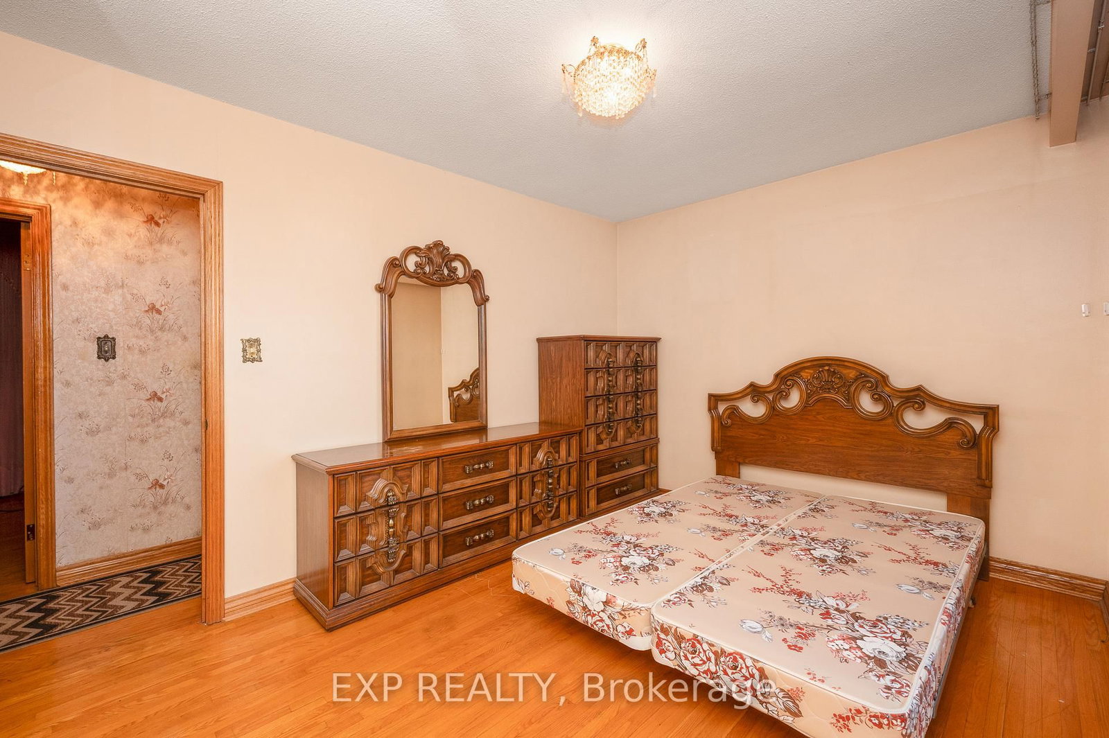 52 Storer Drive • Toronto, ON photo 31