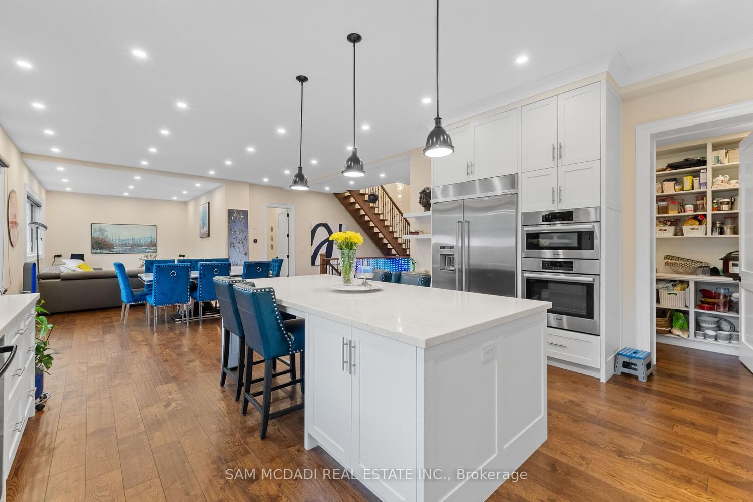 834 Edistel Crescent • Mississauga, ON photo 10