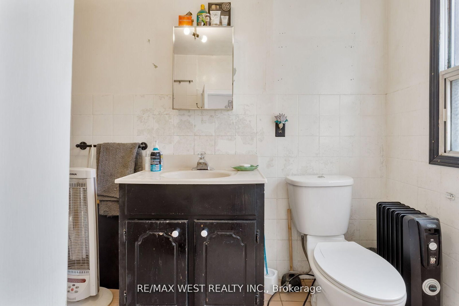 39 Noble Street • Toronto, ON photo 15