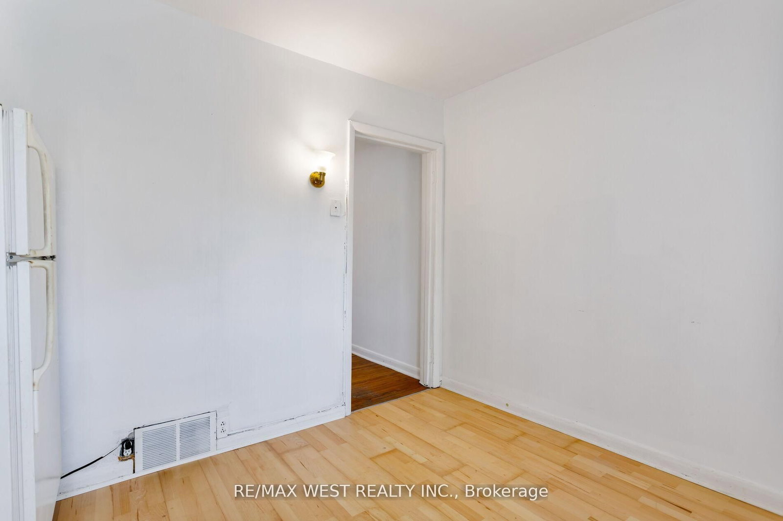 39 Noble Street • Toronto, ON photo 24