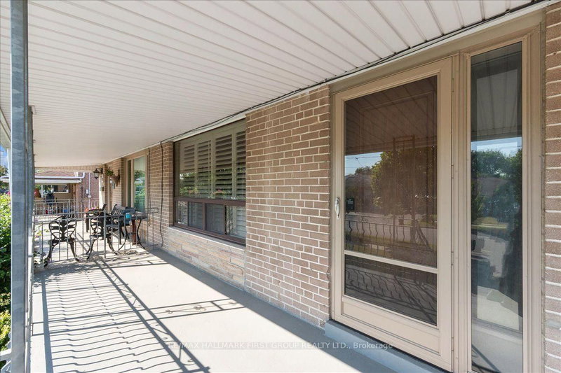 40 Cherrylawn Avenue