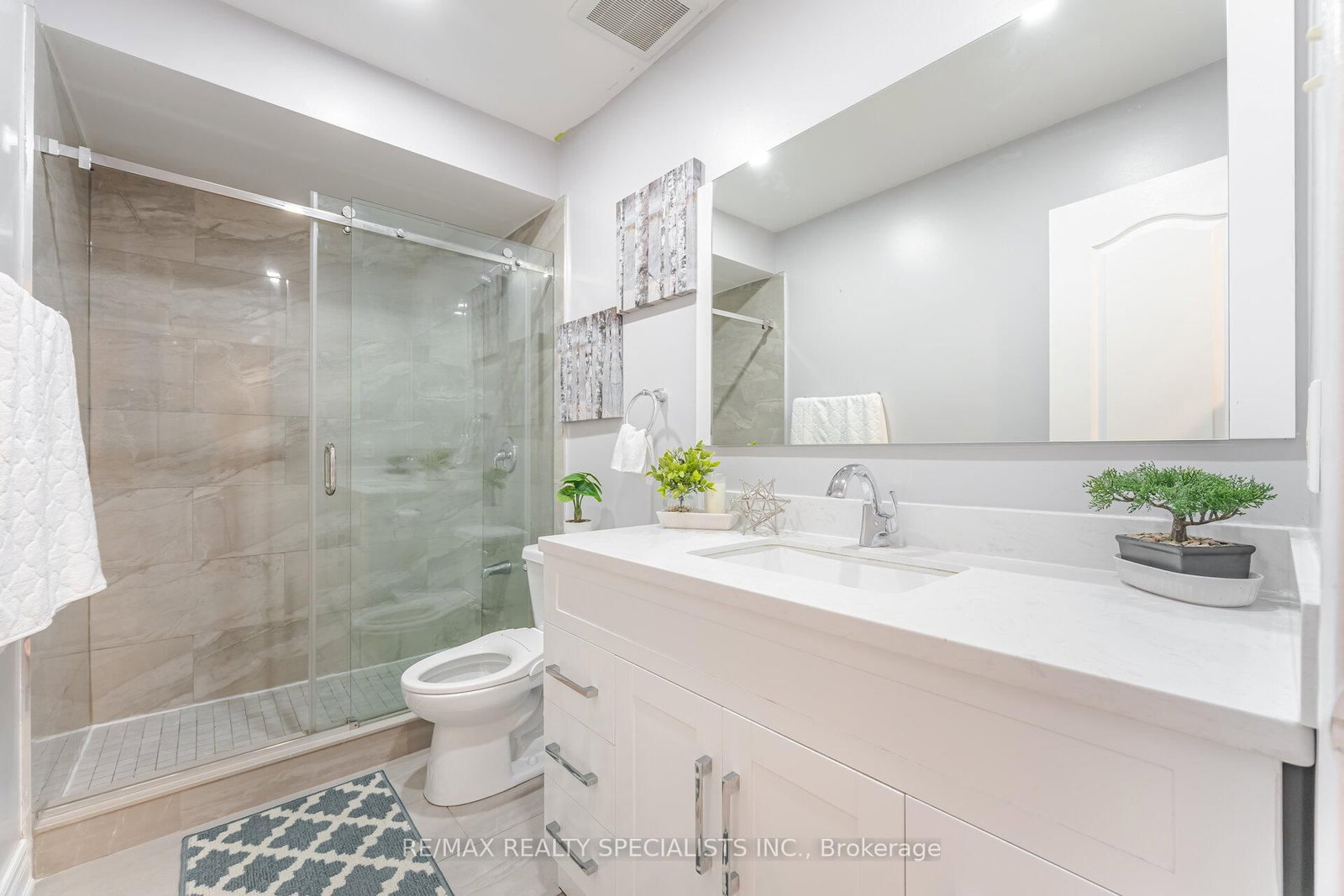 5642 Armando Avenue • Mississauga, ON photo 36