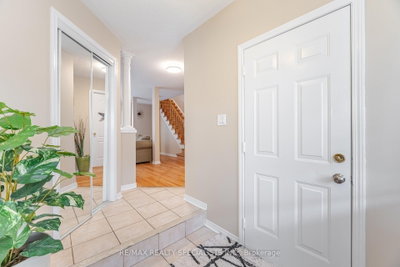 5642 Armando Avenue • Mississauga, ON photo 9