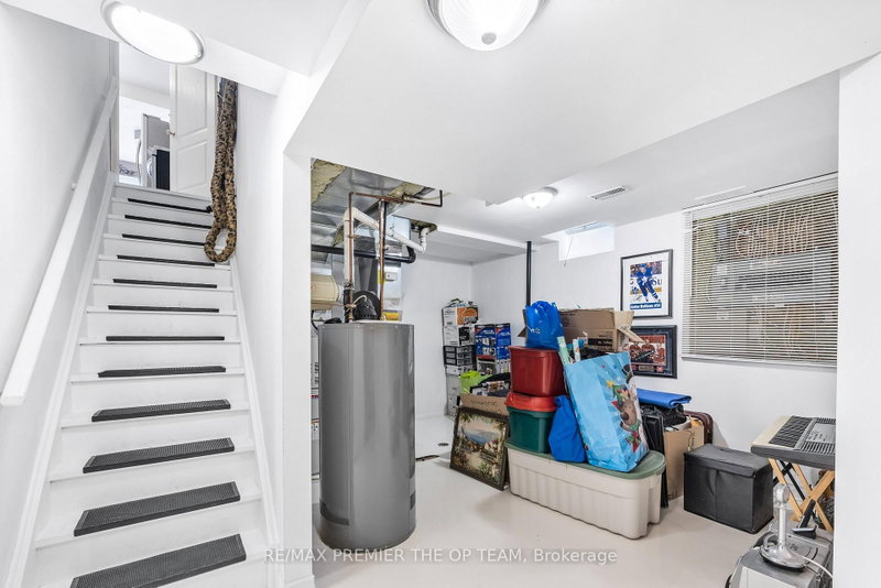 Lower - 223 Landsbridge Street