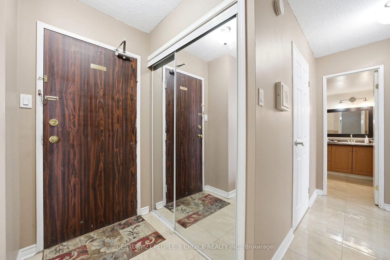 18 Knightsbridge Road • #2109 • Brampton, ON photo 5