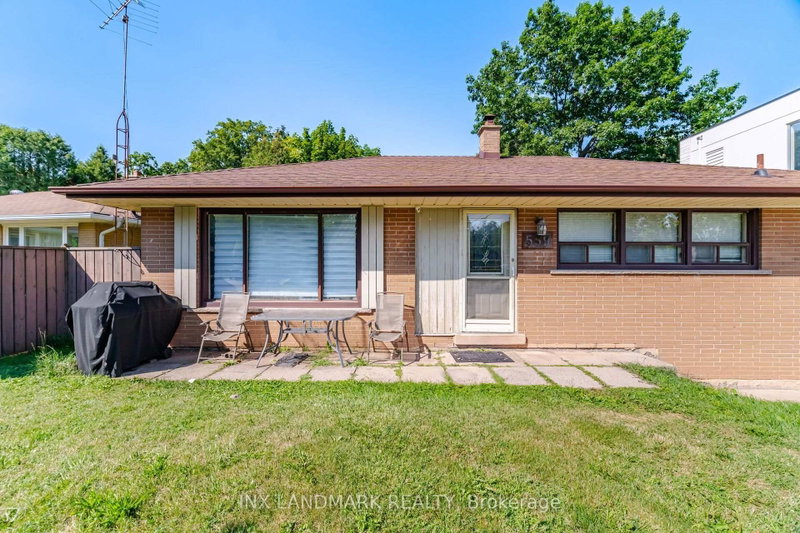 559 Wolsey Crescent