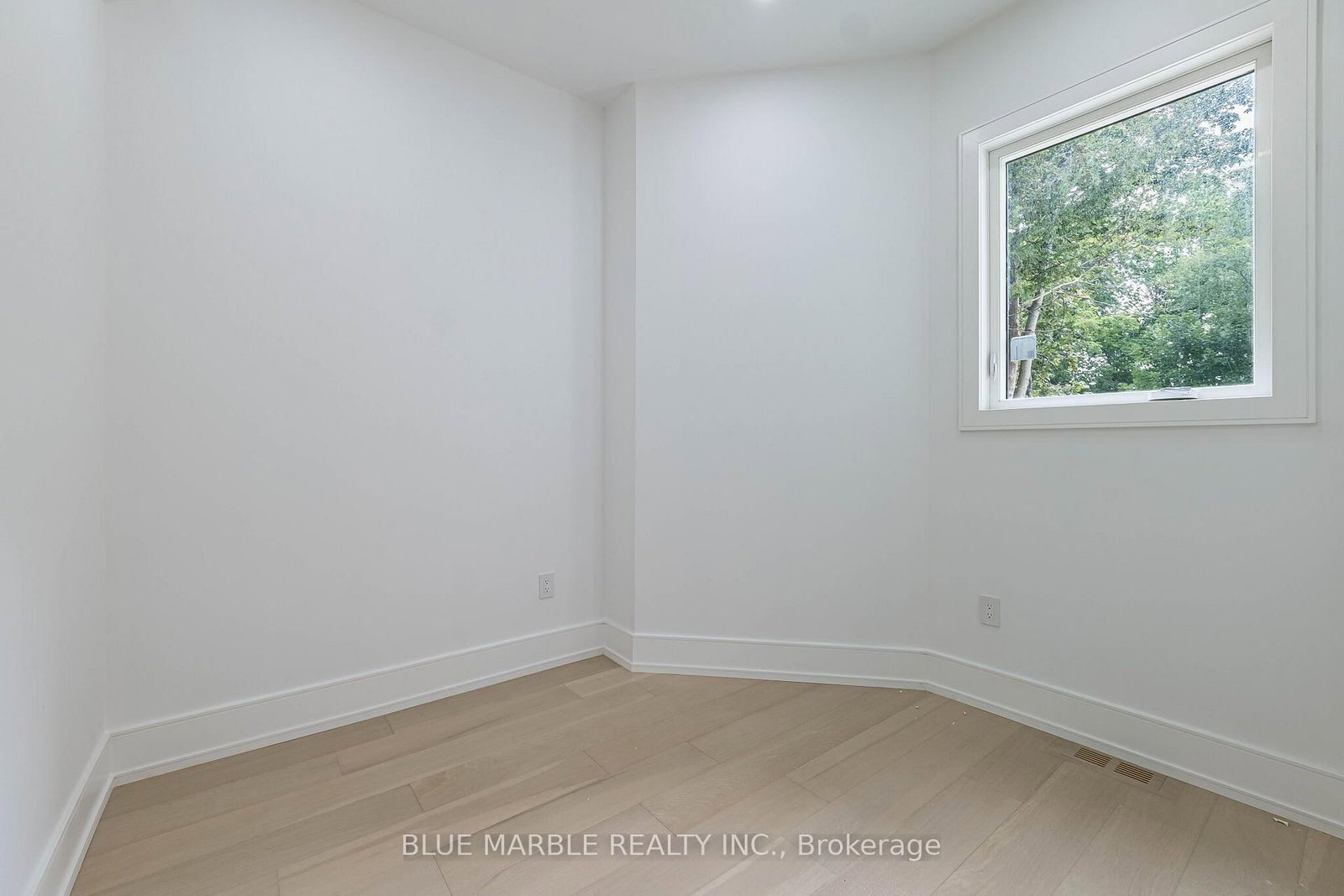 320 Kingsleigh Court • Milton, ON photo 20
