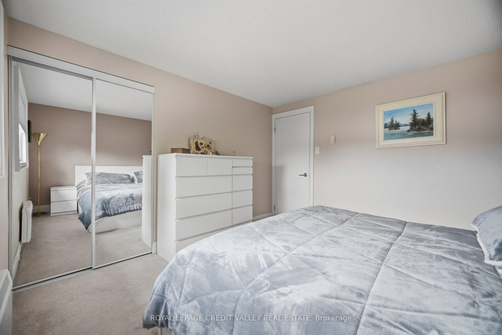 10 Gladstone Square • Brampton, ON photo 24
