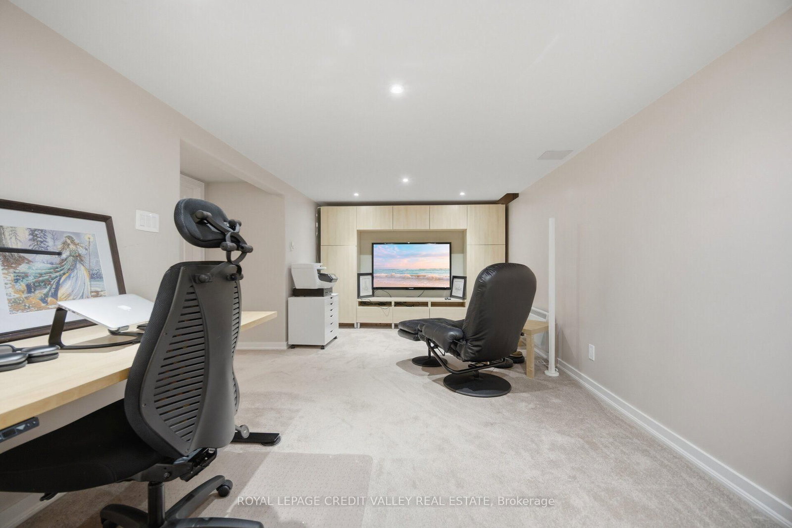 10 Gladstone Square • Brampton, ON photo 36