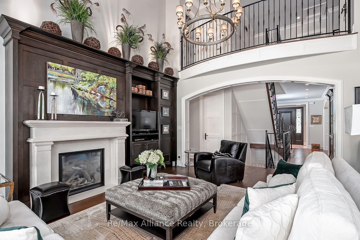 379 River Side Drive • Oakville, ON photo 15