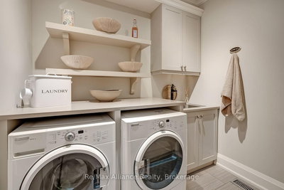 379 River Side Oakville,ON L6K 3N6 — Photo 23