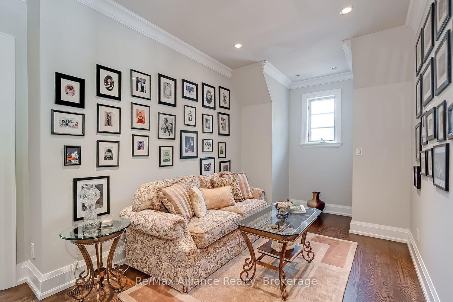 379 River Side Drive • Oakville, ON photo 25