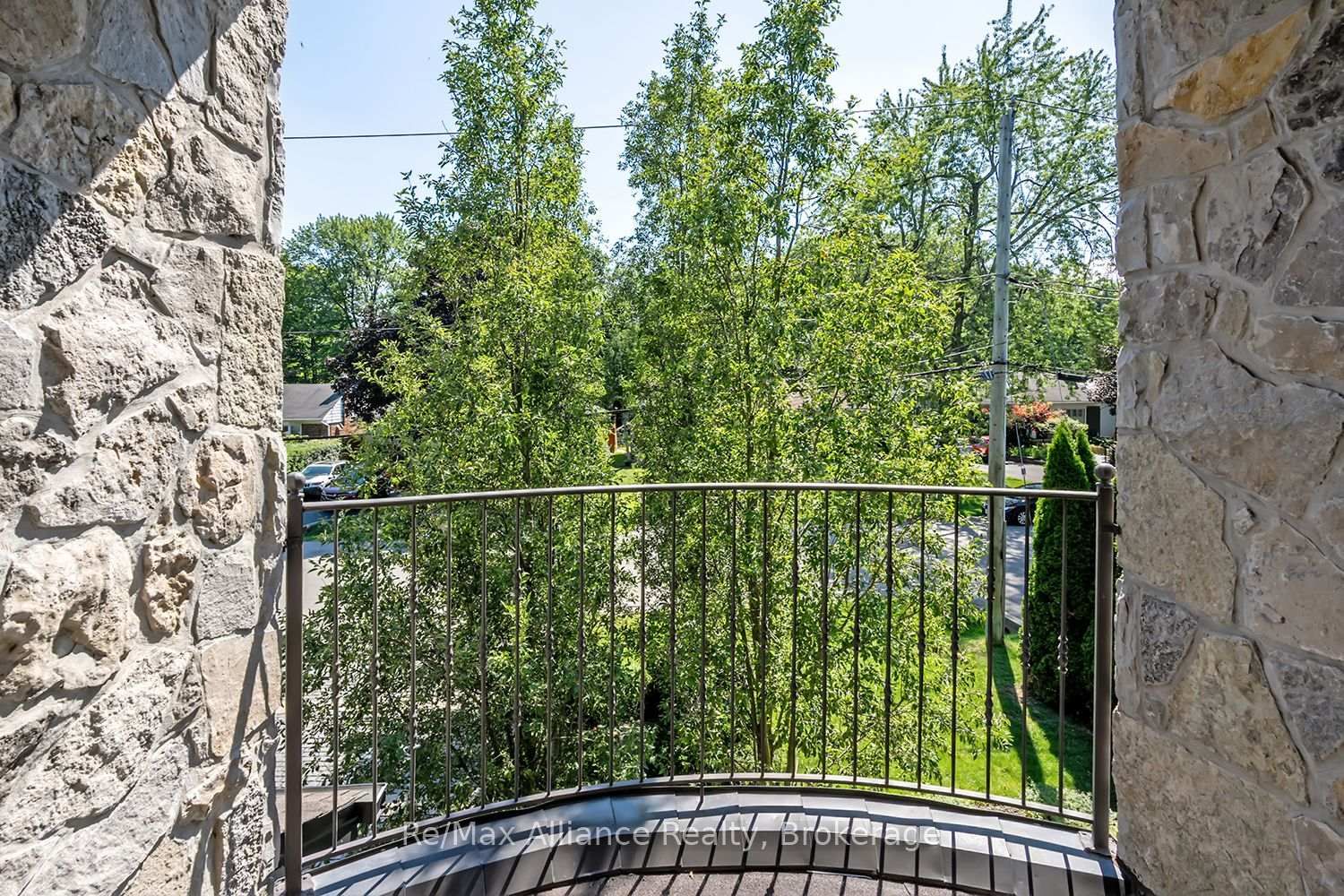 379 River Side Drive • Oakville, ON photo 27