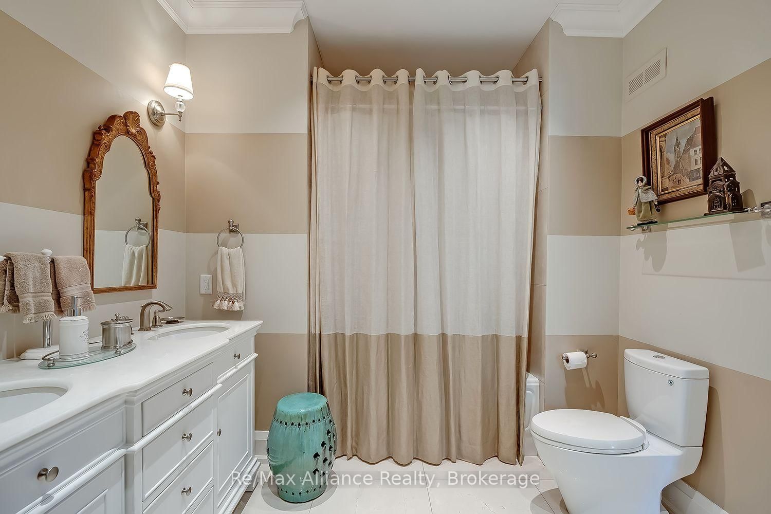 379 River Side Drive • Oakville, ON photo 28