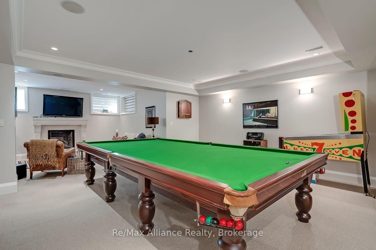 379 River Side Drive • Oakville, ON photo 36