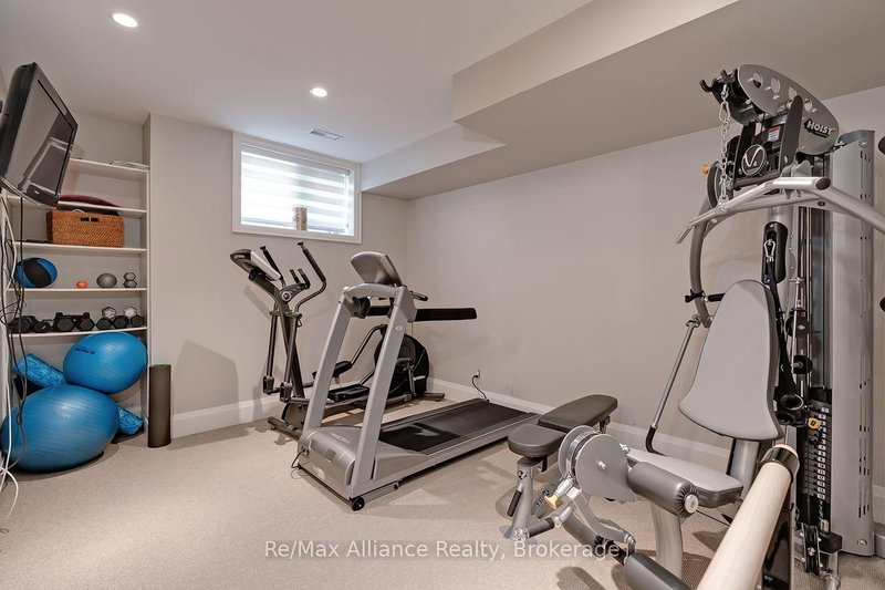 379 River Side Oakville,ON L6K 3N6 — Photo 37