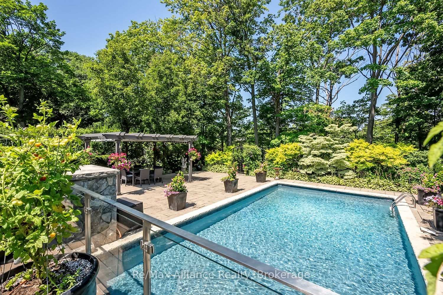 379 River Side Drive • Oakville, ON photo 41