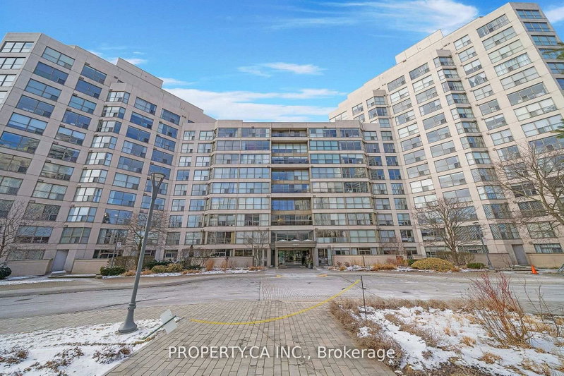 526 - 2267 Lake Shore Boulevard W