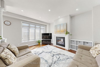 13 Fringetree Road • Brampton, ON photo 3