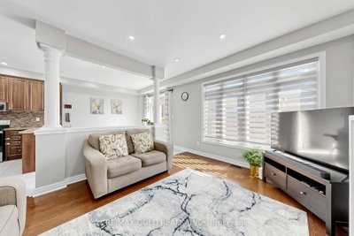 13 Fringetree Road • Brampton, ON photo 4