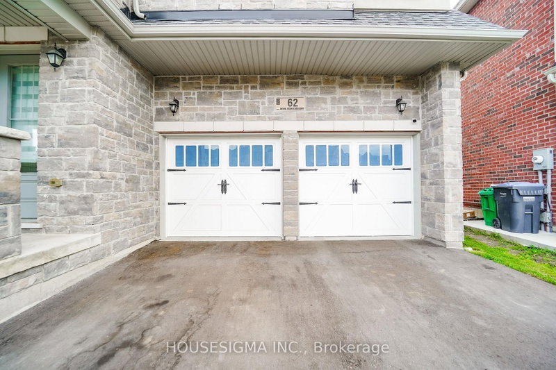 62 Royal Fern Crescent