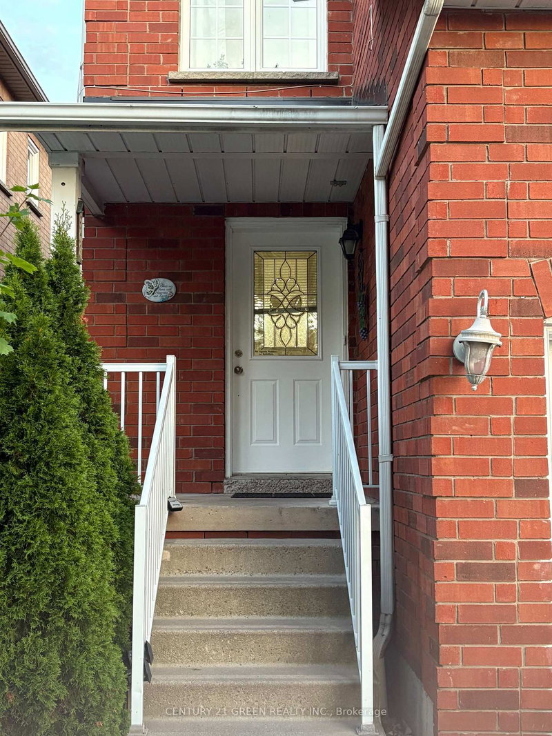 (Upper) - 598 Dolly Bird Lane