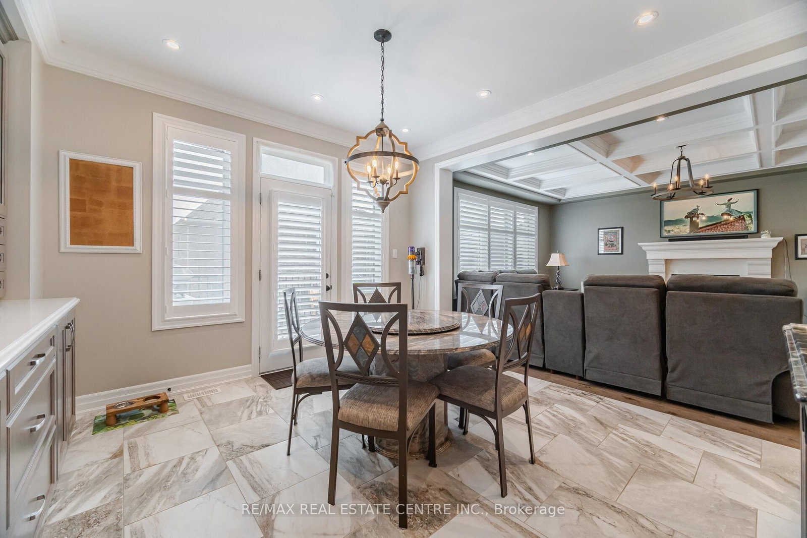 156 Camellia Crescent • Oakville, ON photo 13