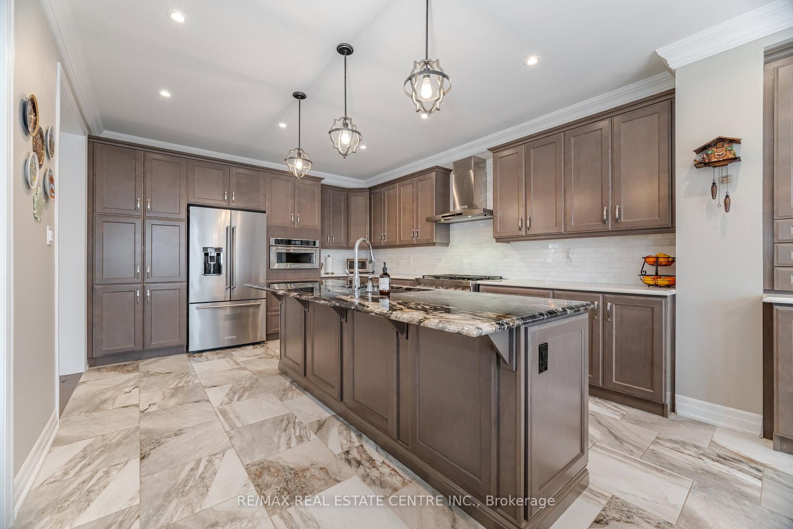 156 Camellia Crescent • Oakville, ON photo 16