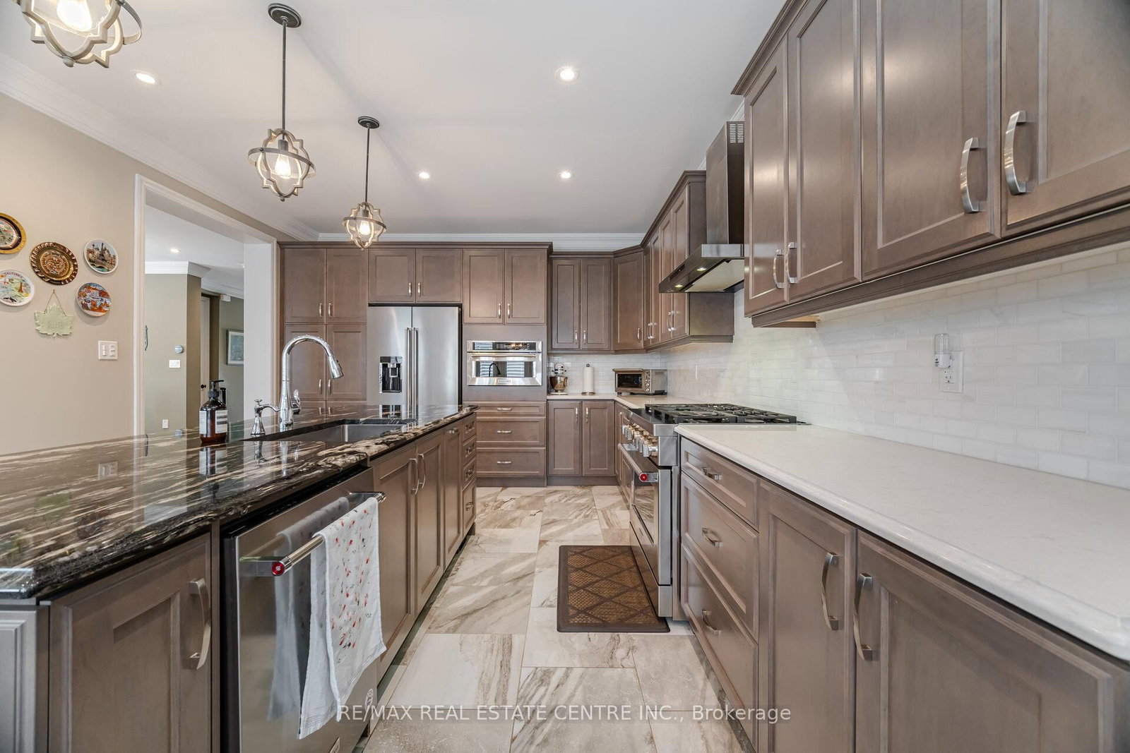 156 Camellia Crescent • Oakville, ON photo 17