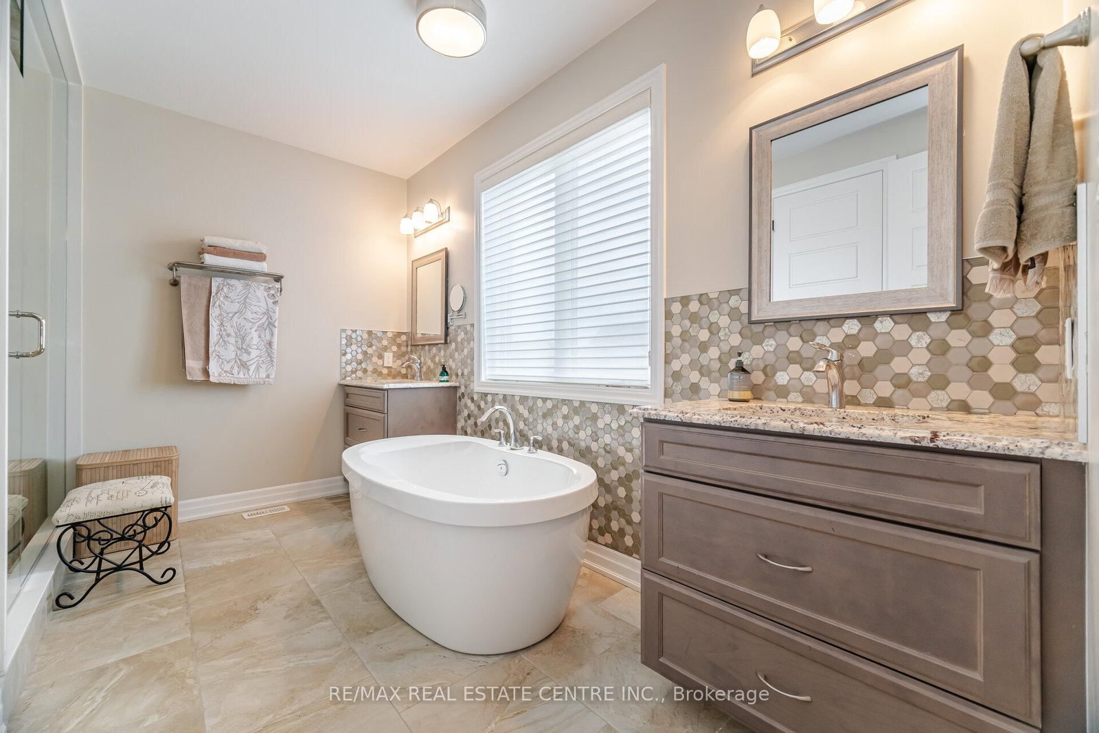156 Camellia Crescent • Oakville, ON photo 30