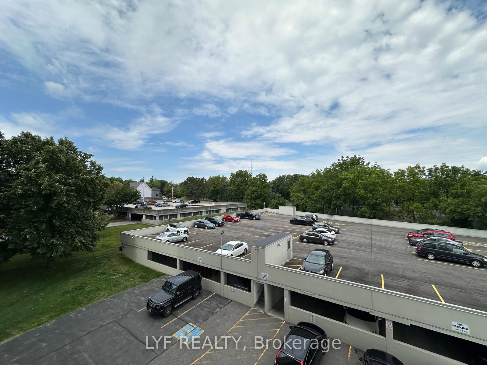 81 MILLSIDE Drive • #401 • Milton, ON photo 20